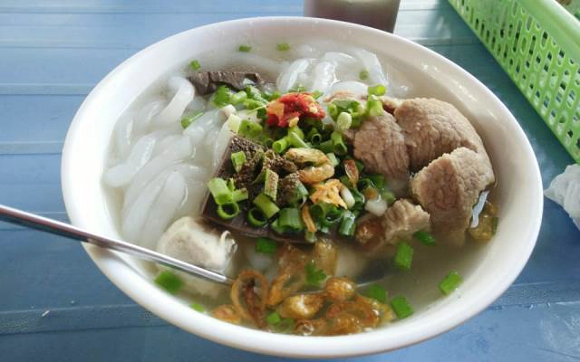 Quán Ăn Bánh Canh Giò Heo Phú Thuận