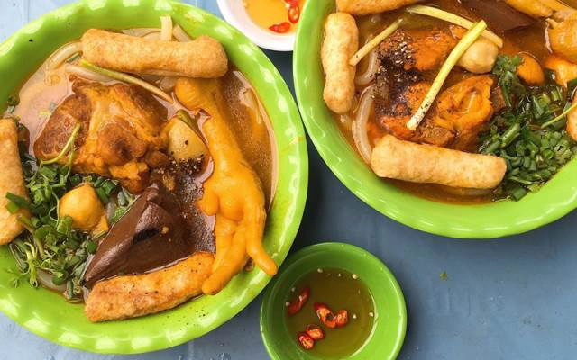 Quán Ăn Bánh Canh Giò Heo - Trần Văn Cẩn
