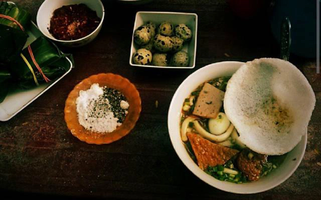 Quán Ăn Bánh Canh Đèn Dầu Hàn Thuyên
