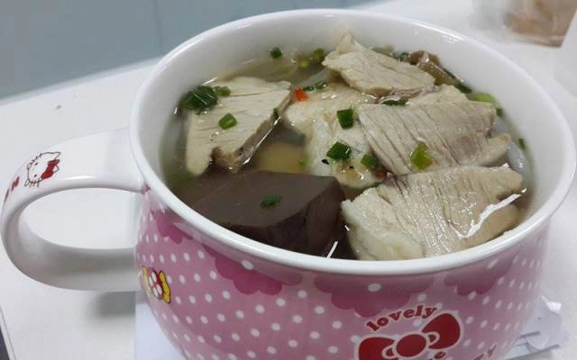 Quán Ăn Bánh Canh & Hoành Thánh Lá