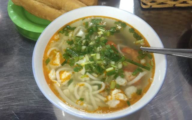Quán Ăn Bánh Canh Nga - Nguyễn Chí Thanh