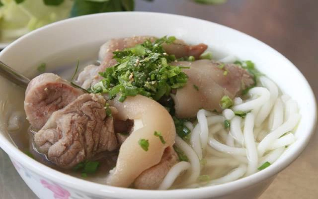 Quán Ăn Bánh Canh Xương Chả - Nguyễn Lương Bằng