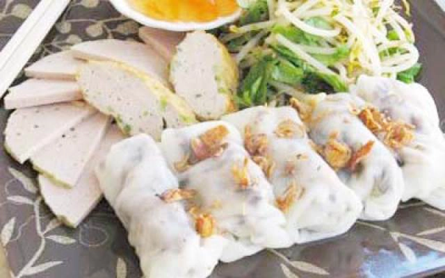 Quán Ăn Bánh Cuốn Nóng - Chân Cầu Lò Gốm