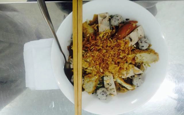 Quán Ăn Bánh Đa, Miến & Bún Trộn