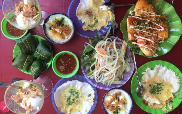 Quán Ăn Bánh Ép Gia Di - Bà Triệu