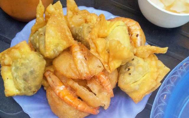 Quán Ăn Bánh Gối Lê Đại Hành