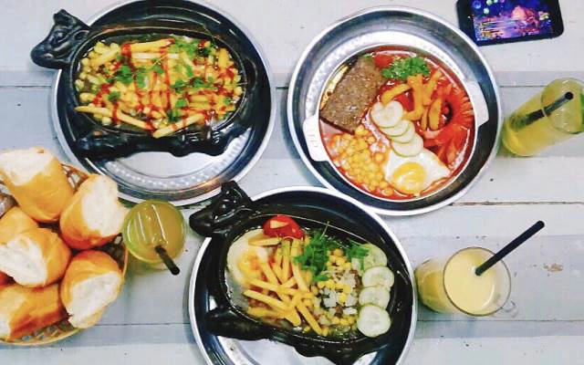 Quán Ăn Bánh Mì Chảo 2 Chị Em