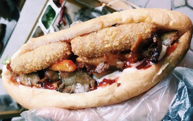 Quán Ăn Bánh Mì Nem & Cafe