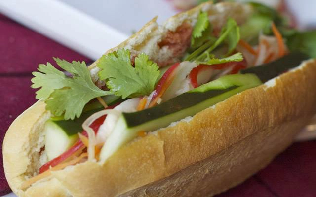 Quán Ăn Bánh Mì Số 8 Ngọc Ánh