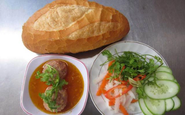Quán Ăn Bánh Mì & Trà Sữa Trân Châu
