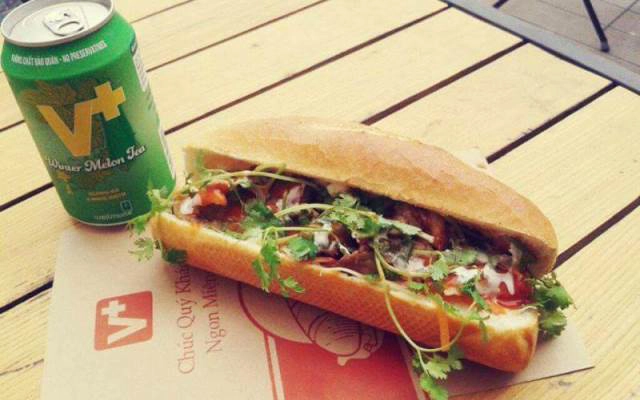 Quán Ăn Bánh Mì V+ - Minh Khai