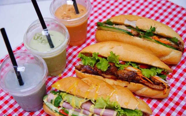 Quán Ăn Bánh Mì Yến Bee