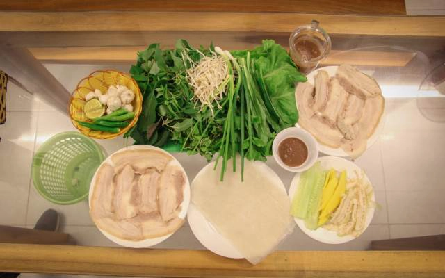 Quán Ăn Bánh Tráng Cuốn Thịt Heo - Trung Hòa Nhân Chính