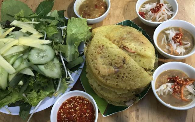 Quán Ăn Bánh Xèo Bà 8