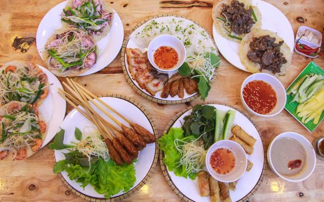 Quán Ăn Bánh Xèo Tôm Nhảy Cô Ba - Đặc Sản Miền Trung