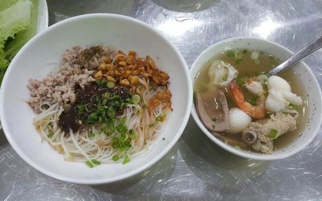 Quán Ăn Bảo Bảo - Hủ Tiếu Mì Sườn & Bún Mắm