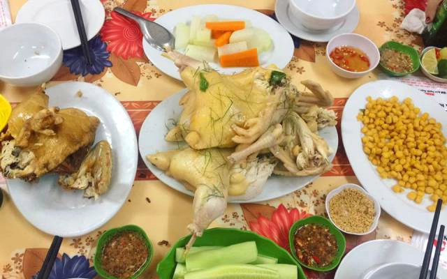 Quán Ăn Bảo Vy - Gà Tươi Mạnh Hoạch