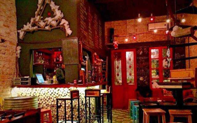 Bar Alley Pub
