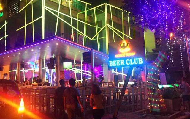 Bar Hoàng Triều - Lounge & Live Music