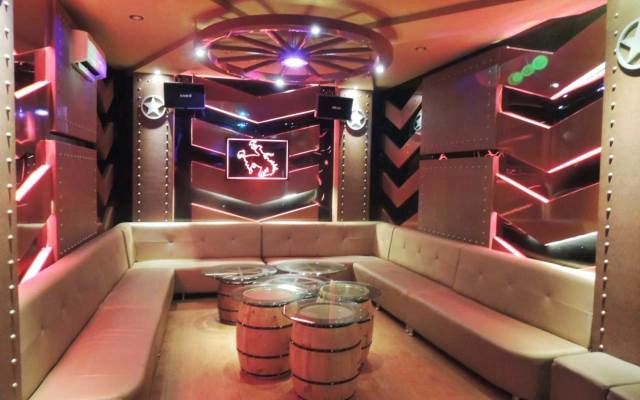 Bar Karaoke