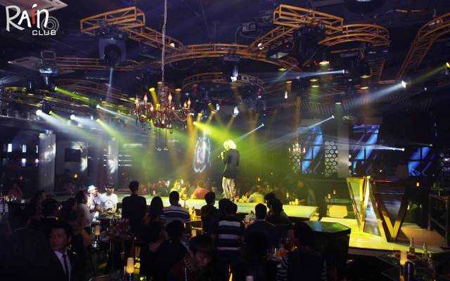 Bar Rain NightClub