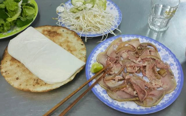 Quán Ăn Bê Thui Cầu Mống - 100 Điện Biên Phủ