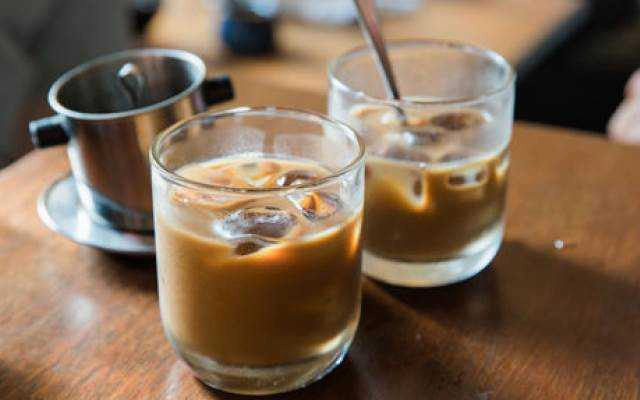 BE[tone] Coffee - Đường Số 18