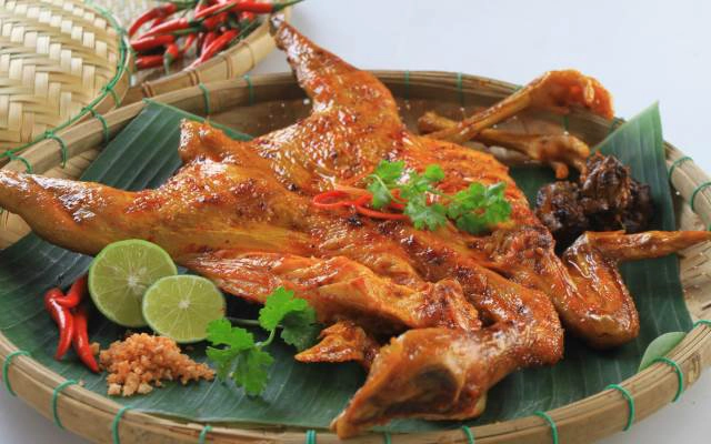 Quán Ăn Bé Trang - Gà Ta & Ếch
