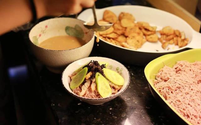 Quán Ăn Bếp Của Bà - Bánh Mì Chả Cá