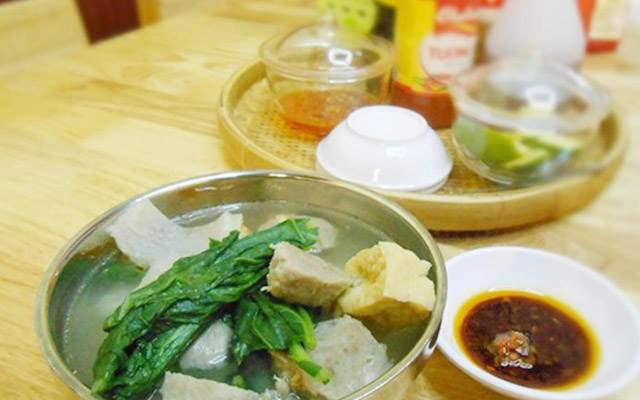 Quán Ăn Bếp Tròn - Nguyễn Trọng Tuyển
