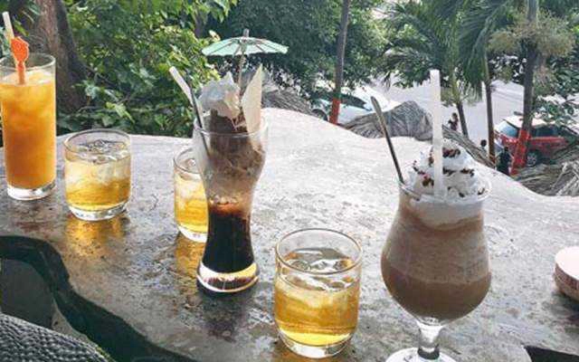 Biển Xanh Cafe