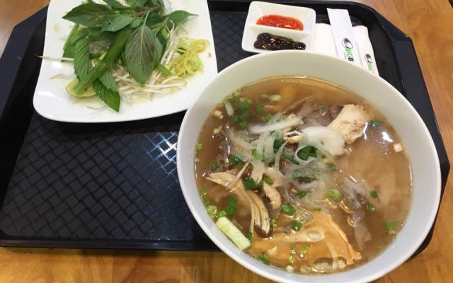 Quán Ăn Big Bowl - Phở Việt - Ga Quốc Nội