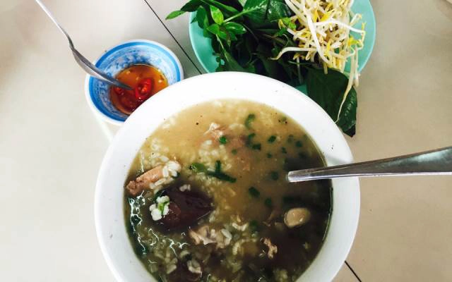 Quán Ăn Bình Dân Quán - Cháo Lòng & Bánh Hỏi