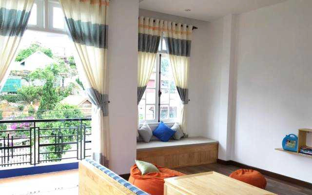 Blue Light Homestay