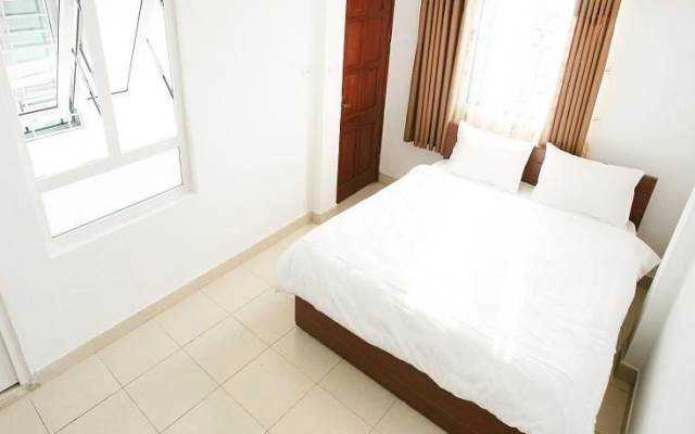 Bluebell Hotel - Ngõ Huyện