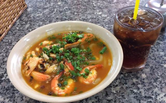 Quán Ăn Bo Bo Quán - Bánh Canh & Trà Sữa