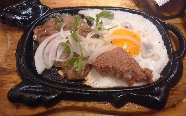 Quán Ăn Bò Né 2 Chị Em - Đường D2