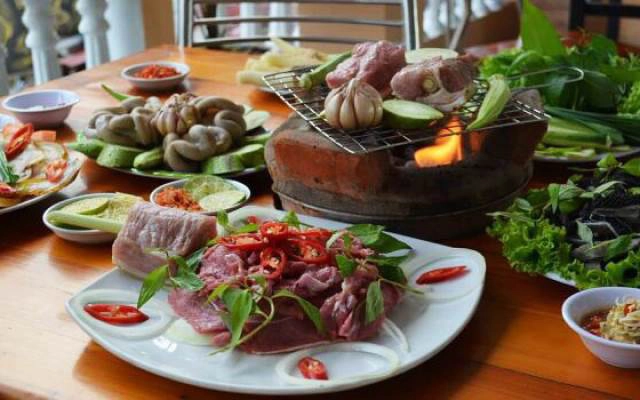 Quán Ăn Bò Tơ Năm Khánh