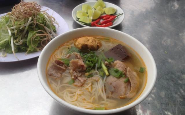 Quán Ăn Bún Bò Bà Bớt - Hà Nội