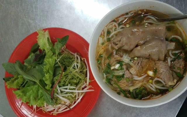 Quán Ăn Bún Bò & Bò Kho - Phạm Văn Chí