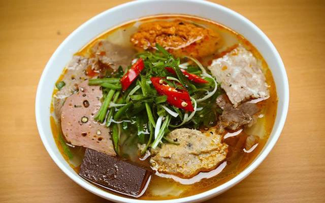 Quán Ăn Bún Bò Cô Tuyết