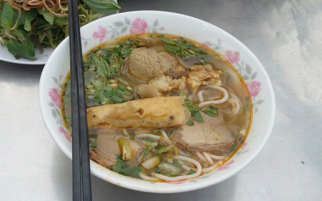 Quán Ăn Bún Bò & Cơm Phần Tự Chọn