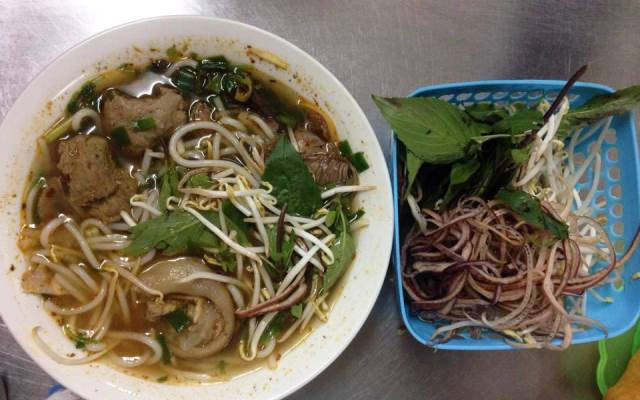Quán Ăn Bún Bò Giò Heo - Linh Đàm
