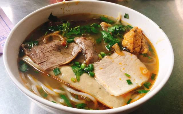 Quán Ăn Bún Bò Gốc Huế - 153A Trần Huy Liệu