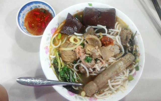 Quán Ăn Bún Bò Gốc Huế Phú Lộc - Lê Trọng Tấn