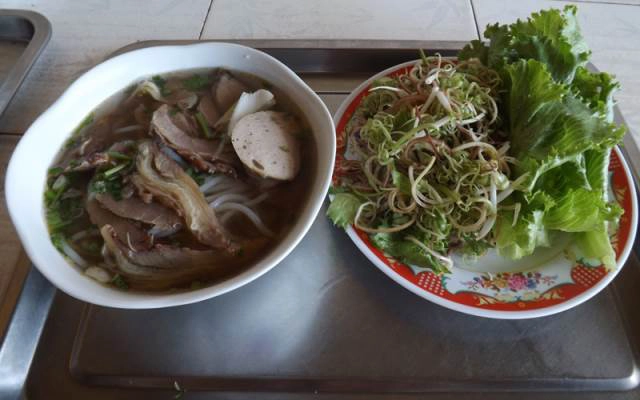 Bún Bò Hai Cụ Già