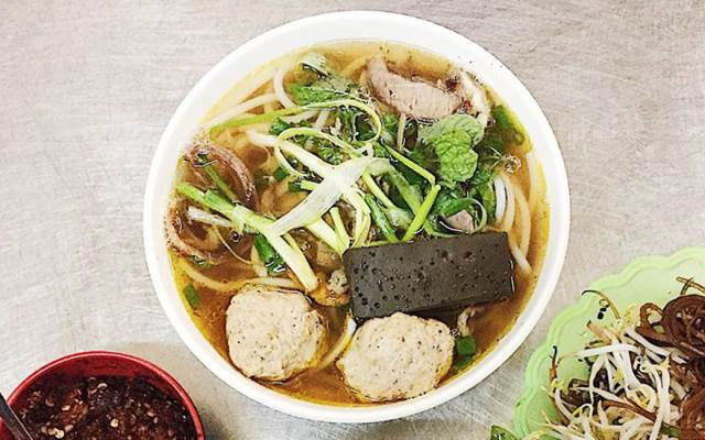 Quán Ăn Bún Bò Huế - 24/1B Nguyễn Tất Thành