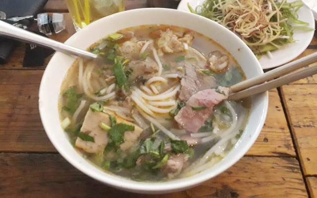 Quán Ăn Bún Bò Huế 49E