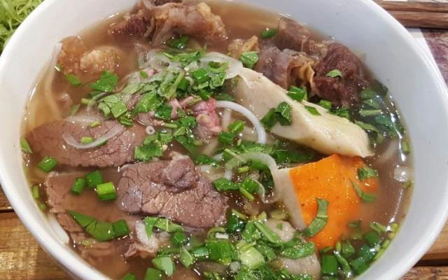 Quán Ăn Bún Bò Huế Bà Sáu