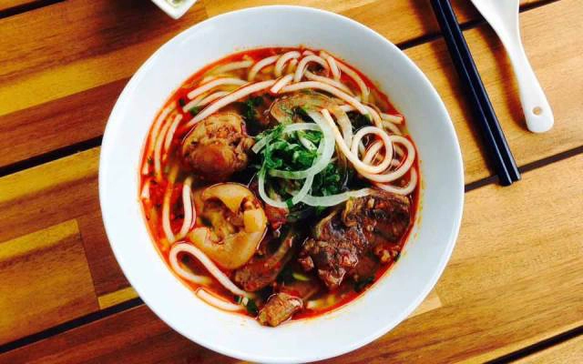 Quán Ăn Bún Bò Huế Hai Củi - Phan Đình Phùng